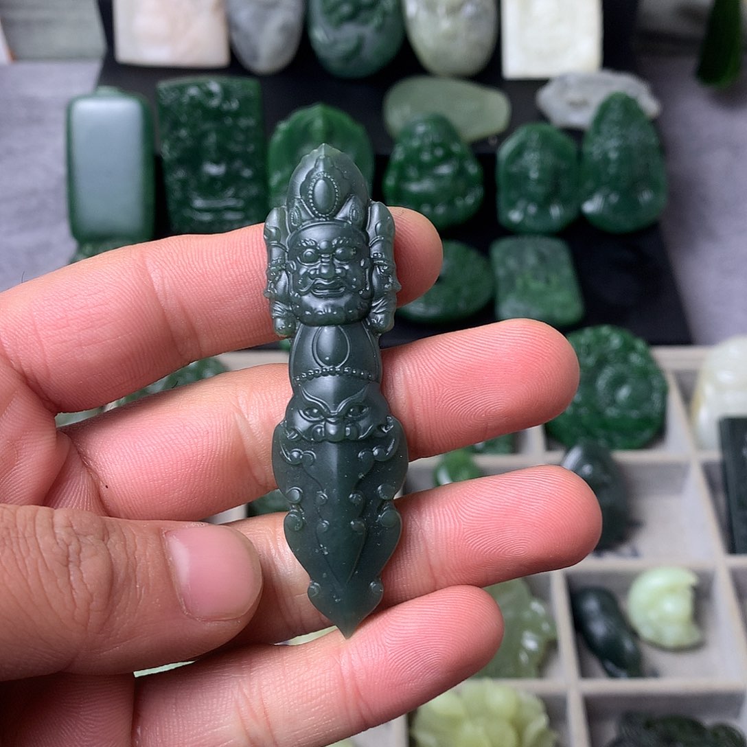 和田玉未镶嵌吊坠(不含链)