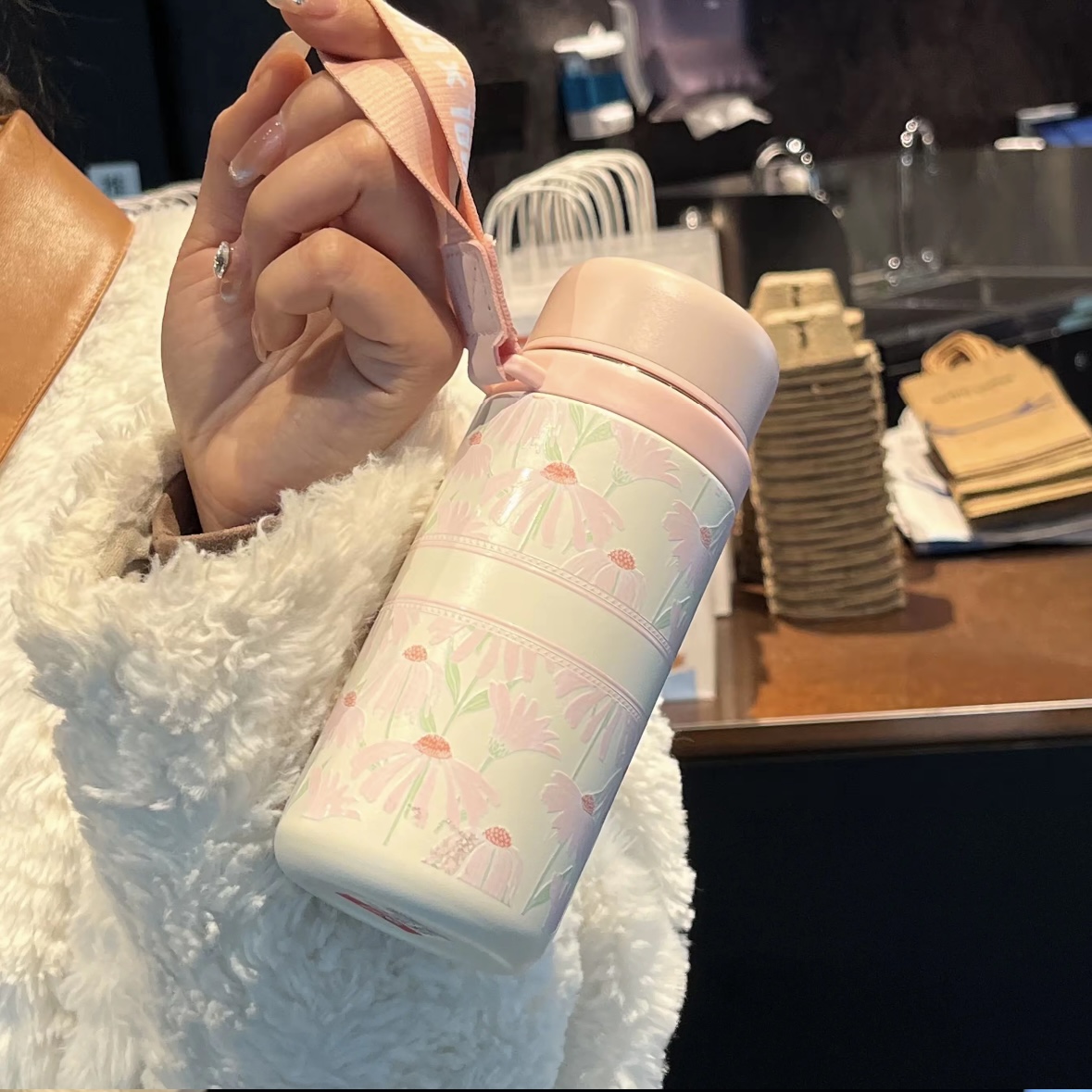 【女生高颜值水杯360ml小巧】立体浮雕花朵随手杯便携口袋杯