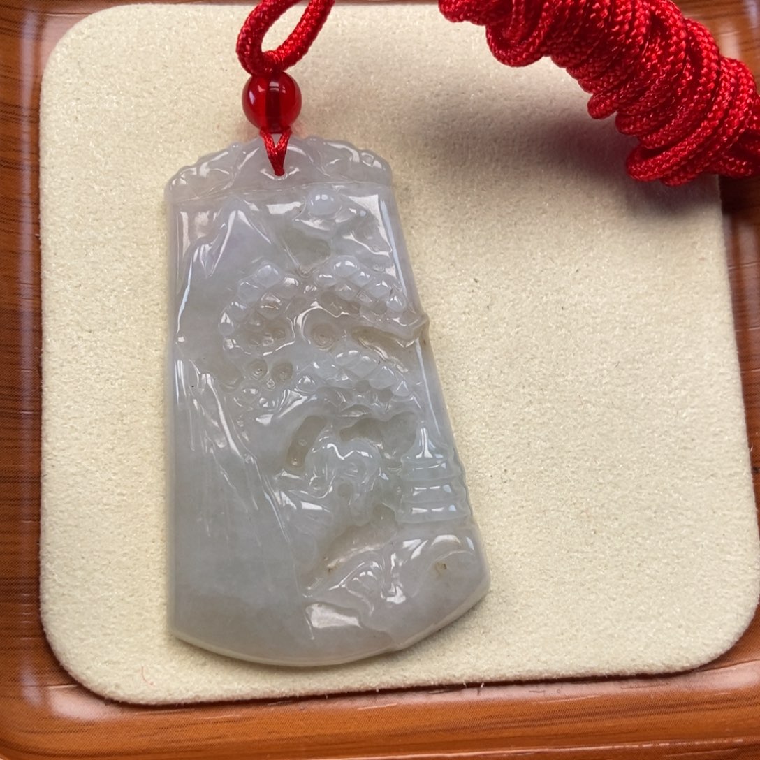 颈饰未镶嵌翡翠山水牌