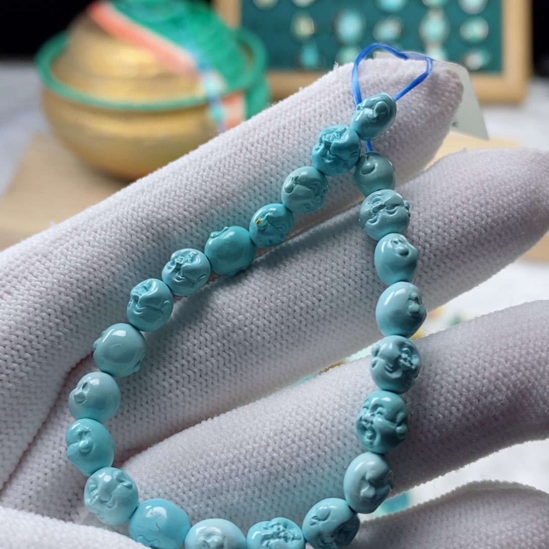 绿松石颈饰未镶嵌