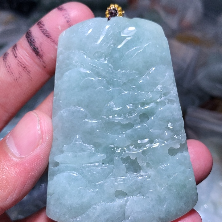 翡翠未镶嵌颈饰保真天然a货翡翠