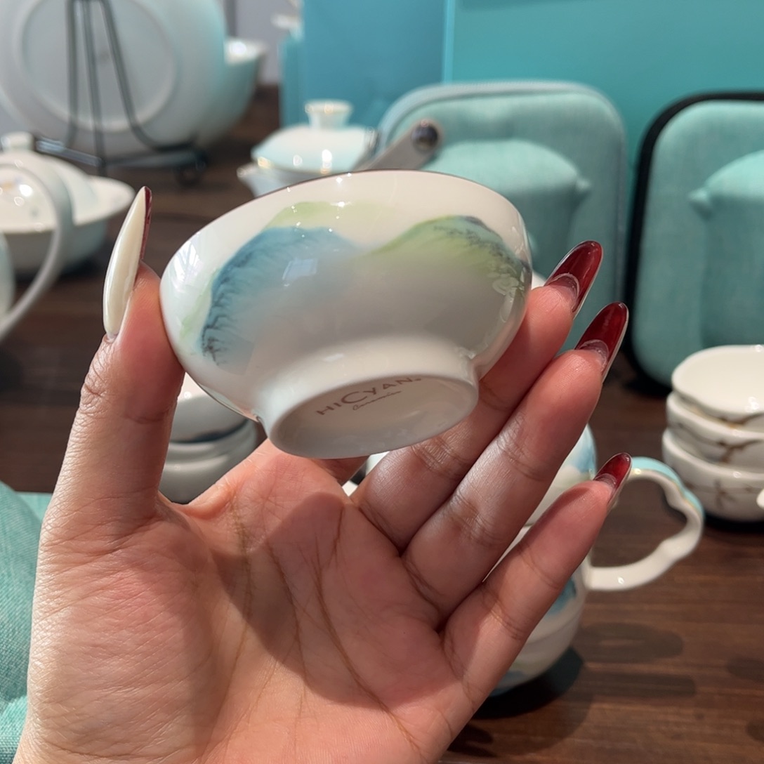 瓷片江山如画盛世功夫杯