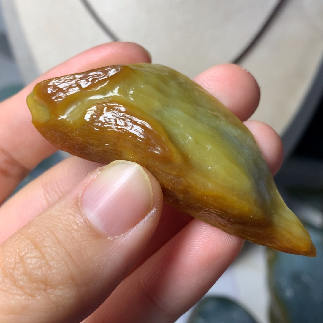 翡翠颈饰未镶嵌吊坠