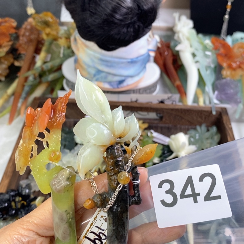 【闪购商品】岫玉发饰未镶嵌云*团