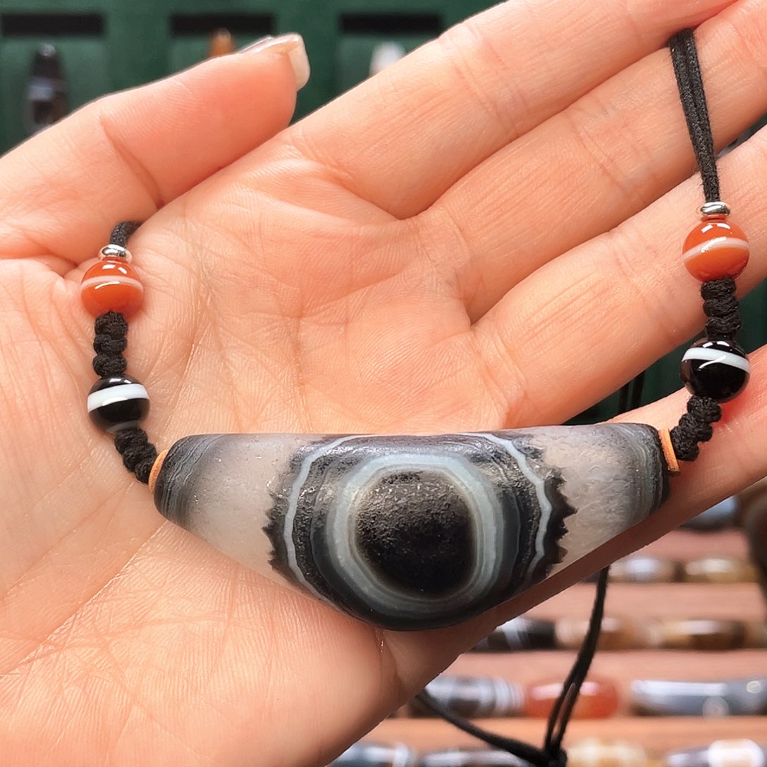 玛瑙/玉髓未镶嵌珠宝半成品