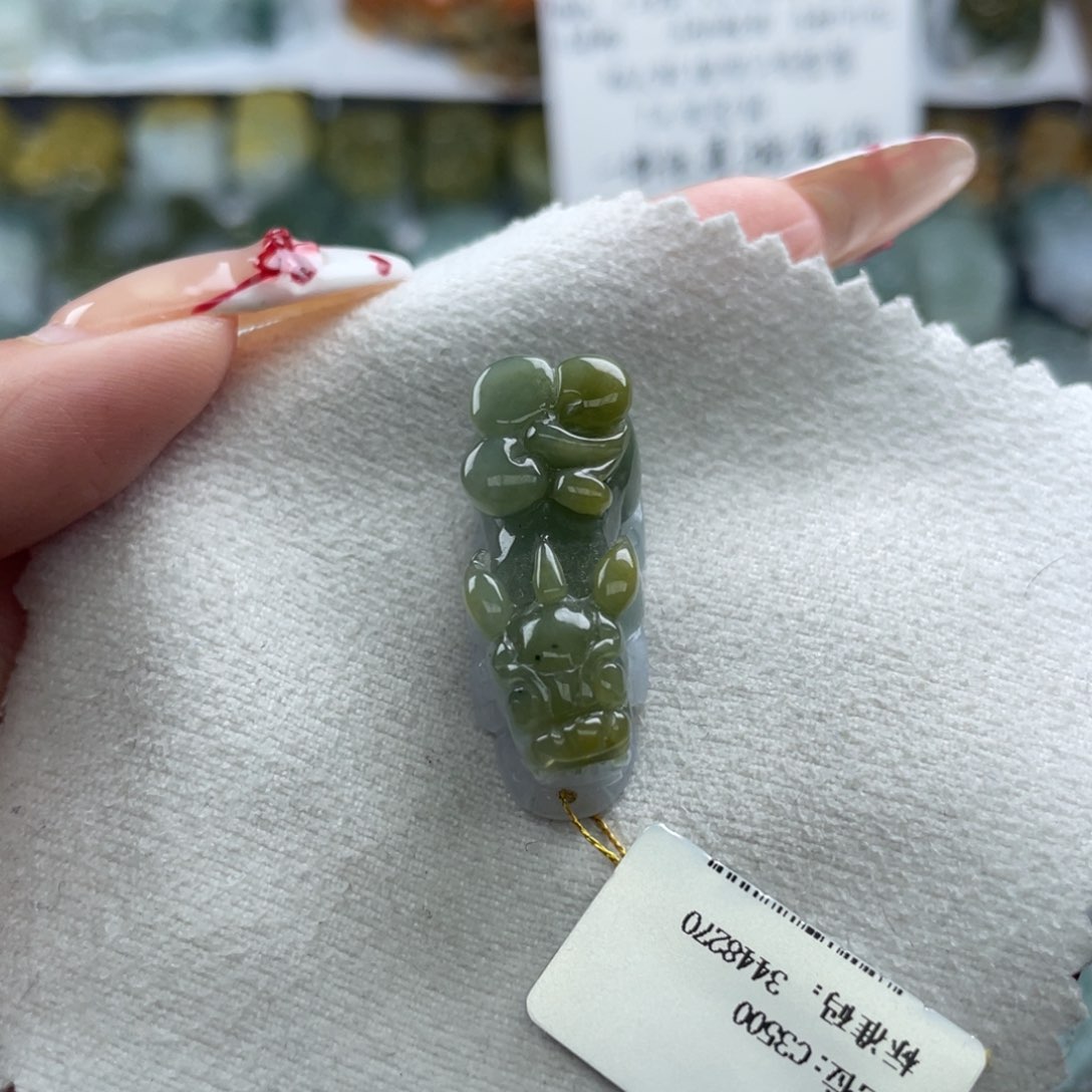 颈饰未镶嵌翡翠貔貅93