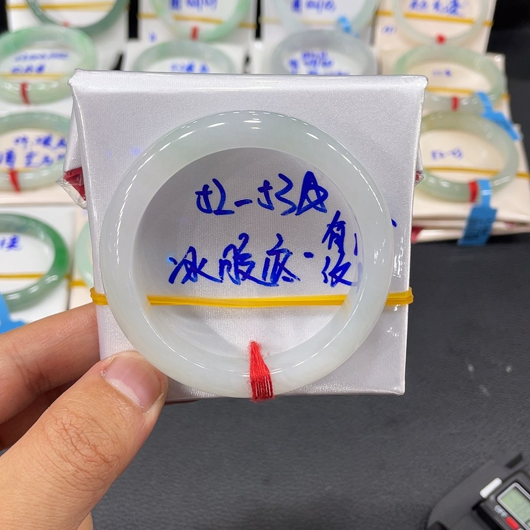 翡翠未镶嵌手镯天然翡翠