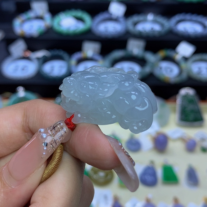 翡翠手链未镶嵌翡翠