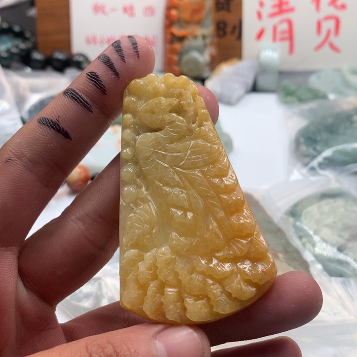 翡翠未镶嵌颈饰保真天然a货翡翠