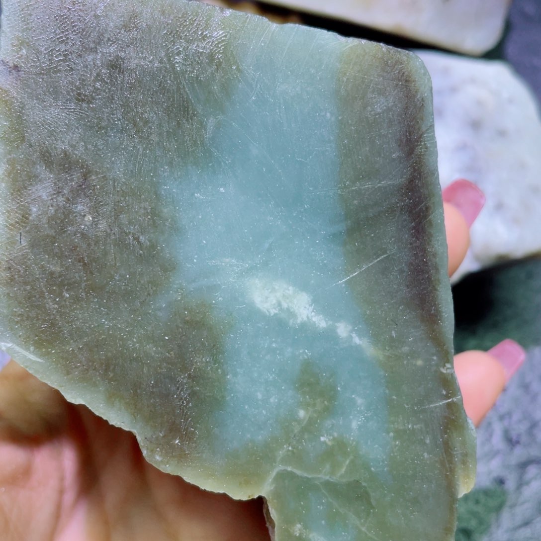 和田玉未镶嵌珠宝半成品