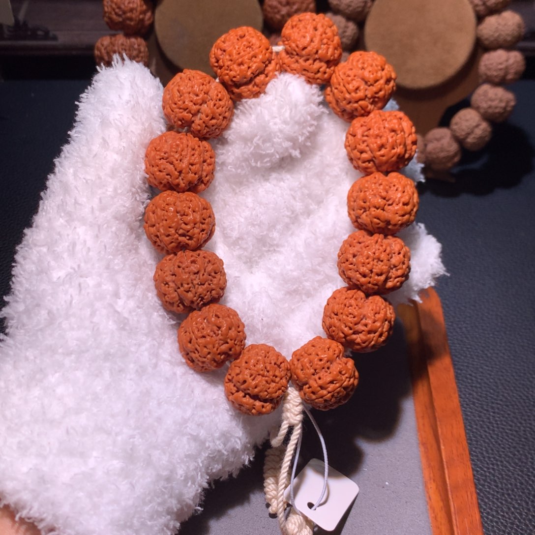 手串金刚菩提24+贵妃定制