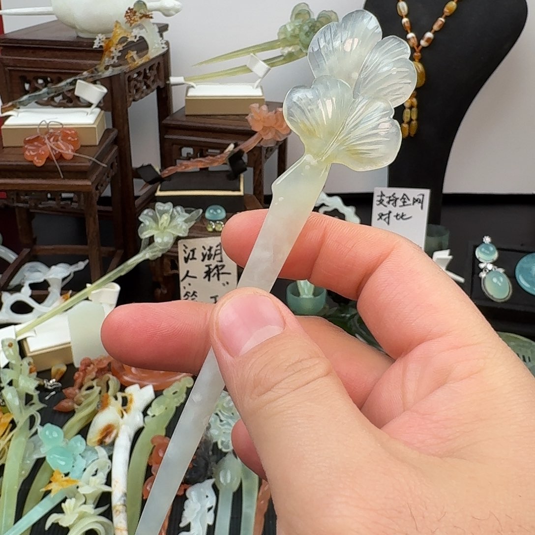 蛇纹石玉未镶嵌发饰