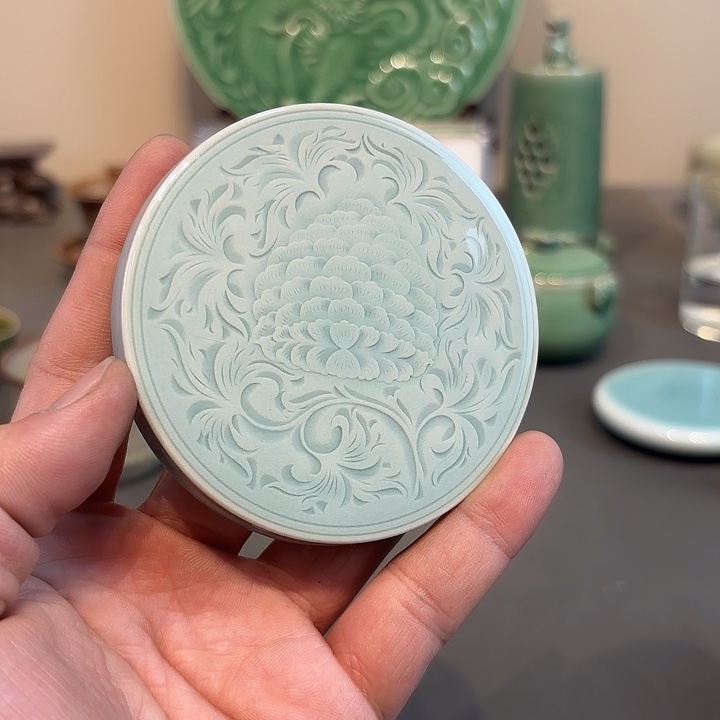 瓷片龙泉青瓷福利青瓷