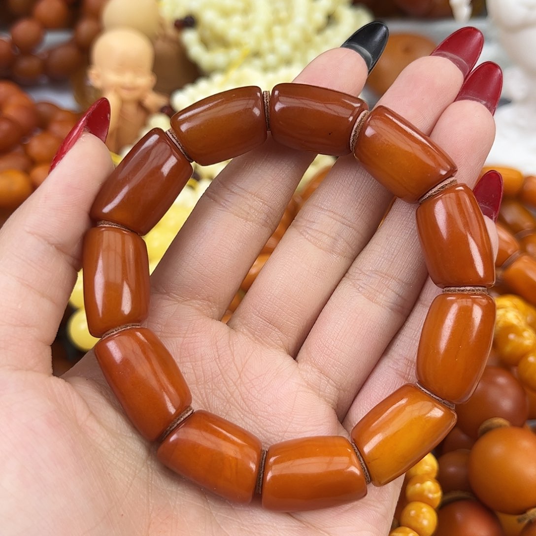 琥珀颈饰未镶嵌蜜蜡