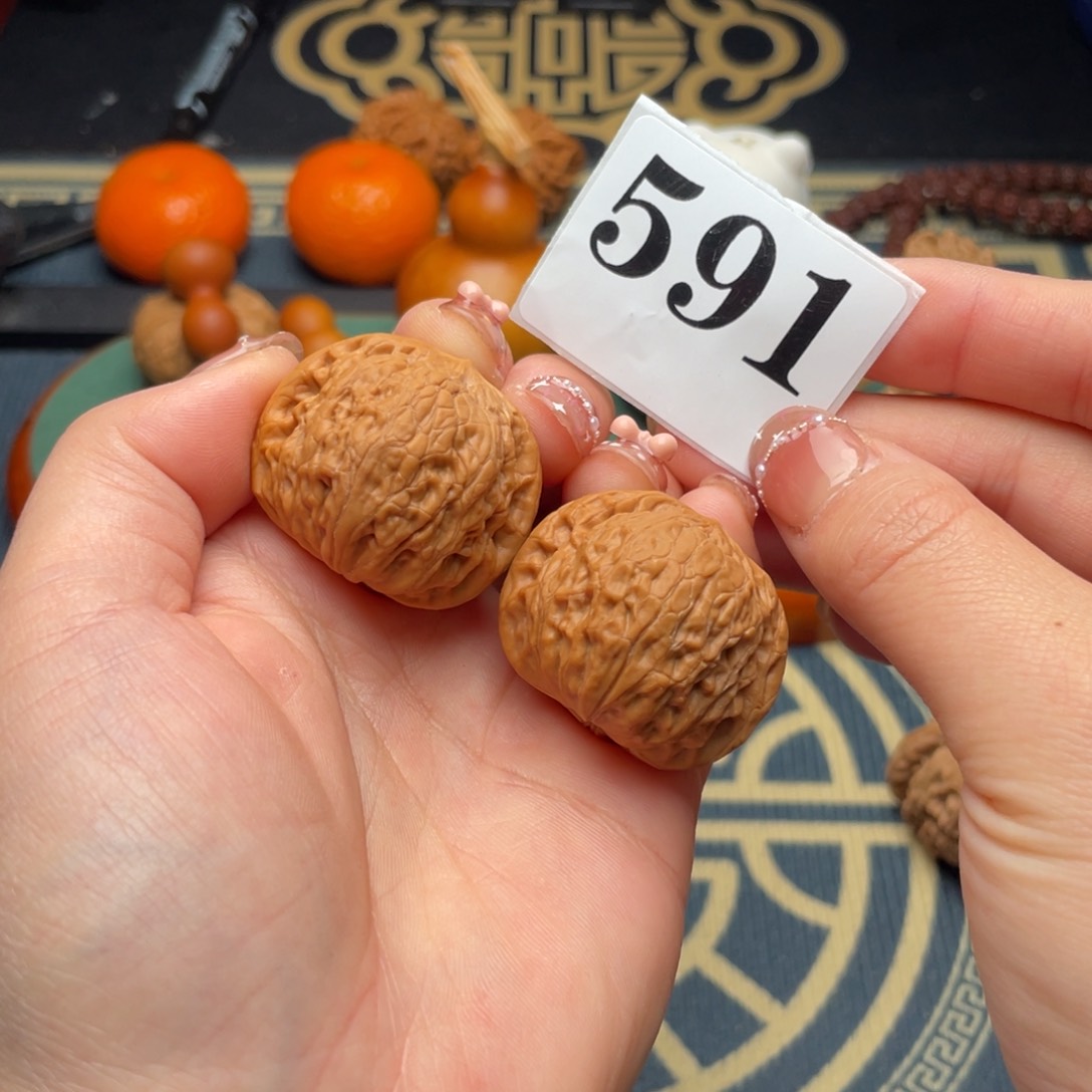 文玩核桃吊坠34.5 铁锤591号