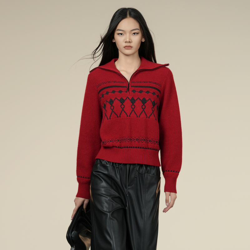 XG雪歌红色毛针织衫XK411010B713套头翻领毛衫