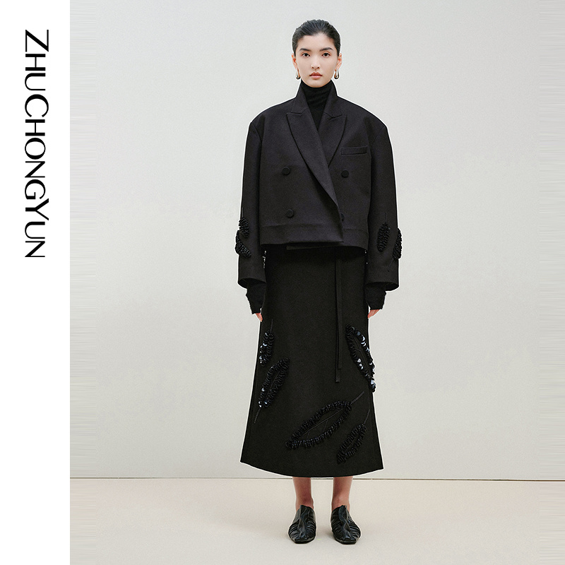 ZHUCHONGYUN2024春珠片绑带直筒半裙长款刺绣工艺裙子C1EG10032