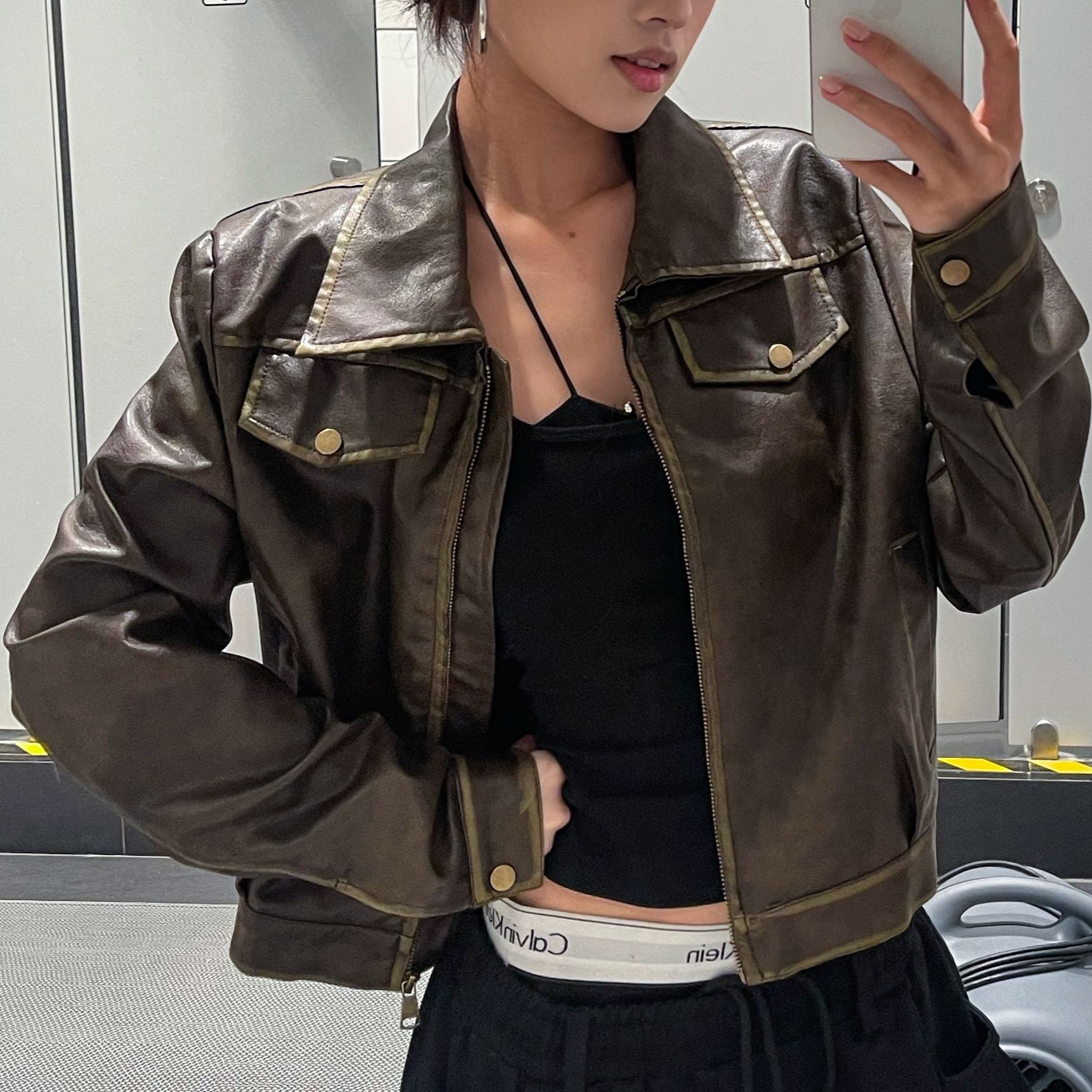 阿渔快跑美式复古辣妹短款皮衣外套女秋冬撞色PU高街机车夹克潮