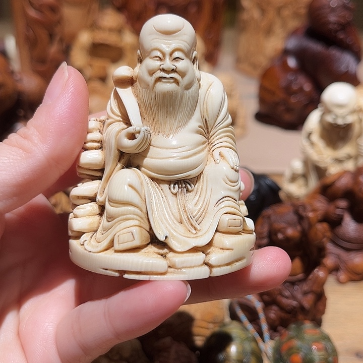 两***猫竹黄杨如意寿星定金