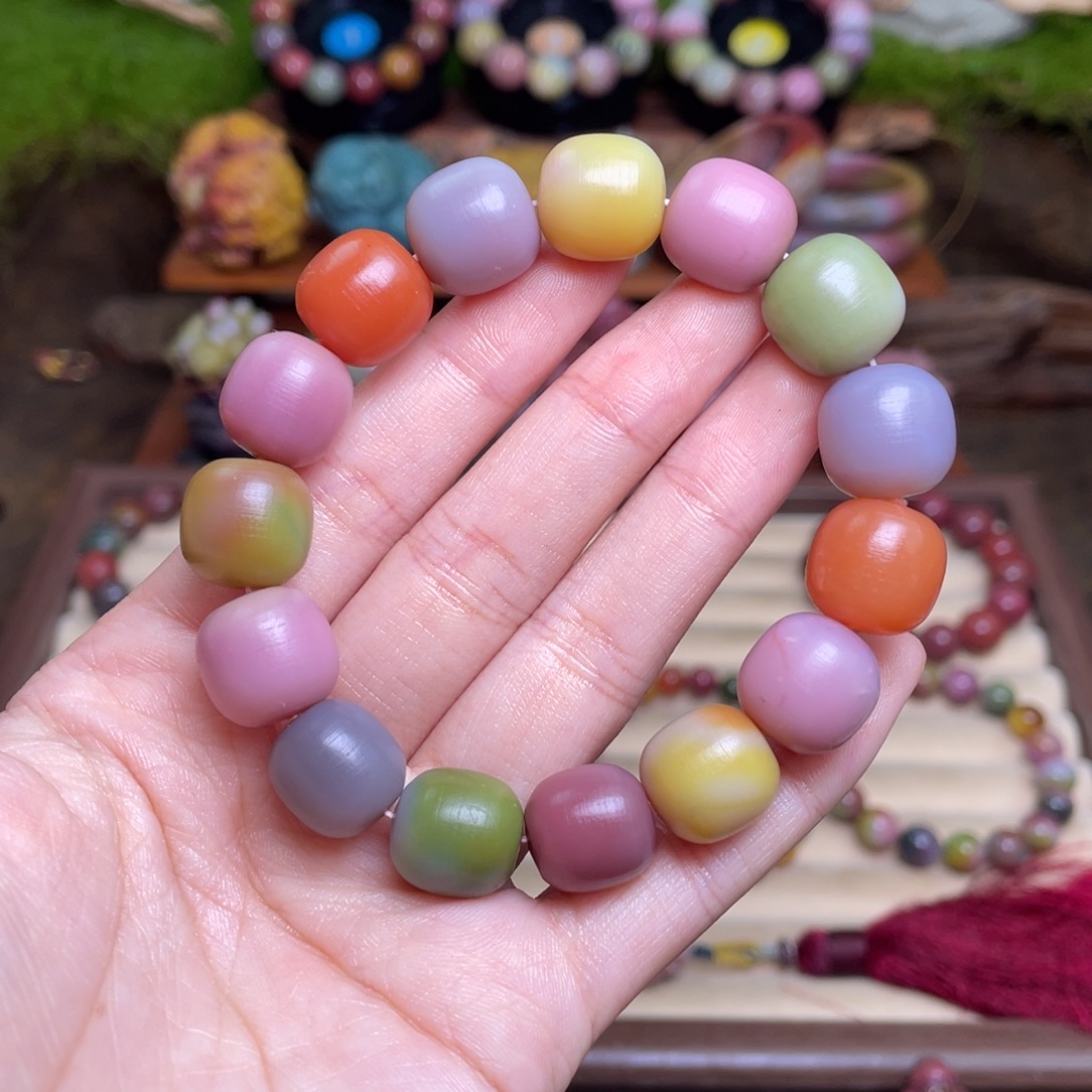 慧***6玛瑙/玉髓未镶嵌手串盐源玛瑙老型艳丽色手串