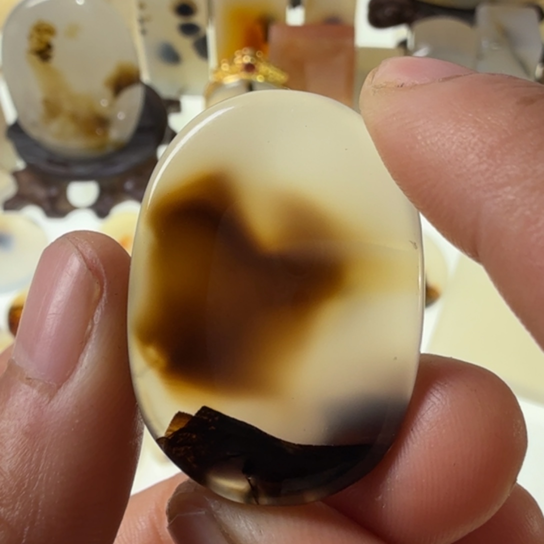 玛瑙/玉髓未镶嵌珠宝半成品