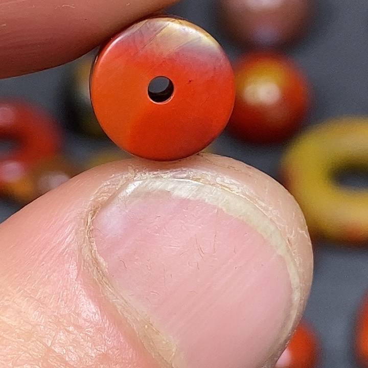 摩***帮南红玛瑙未镶嵌车挂