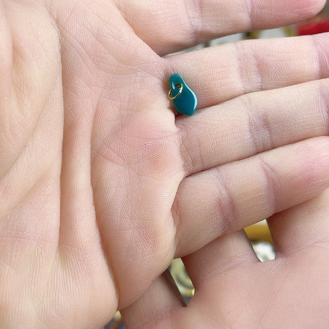 绿松石侧挂18K金镶嵌