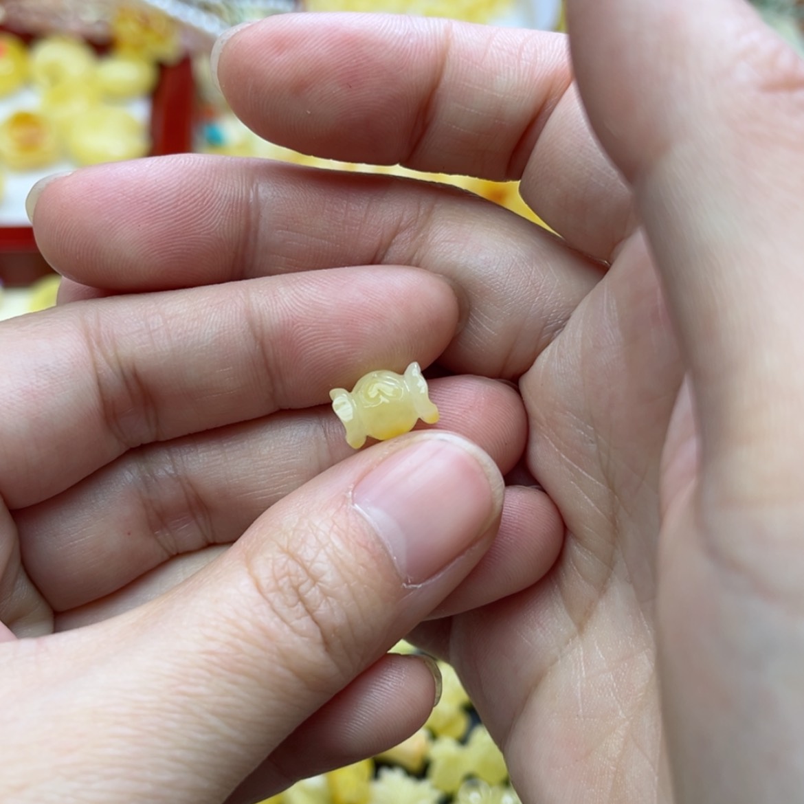 【闪购商品】蜜蜡裸石未镶嵌配饰