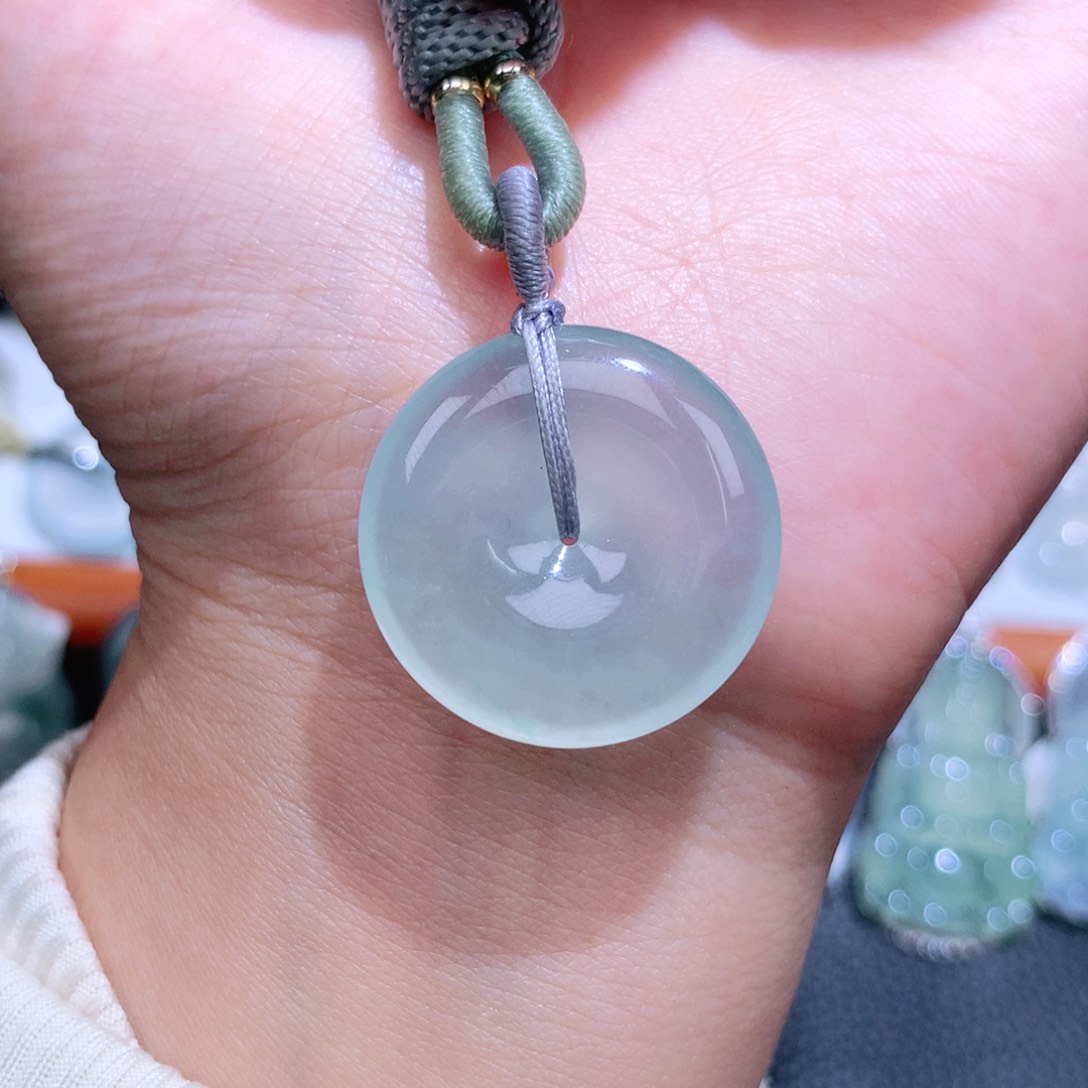 颈饰未镶嵌翡翠扣子