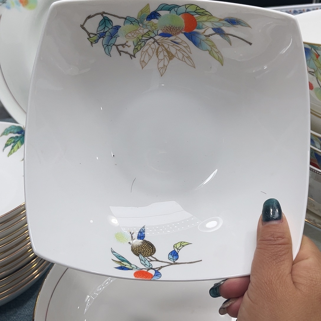 瓷片荔枝七寸方盘两个