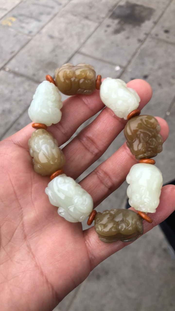 和田玉多宝貔貅手串