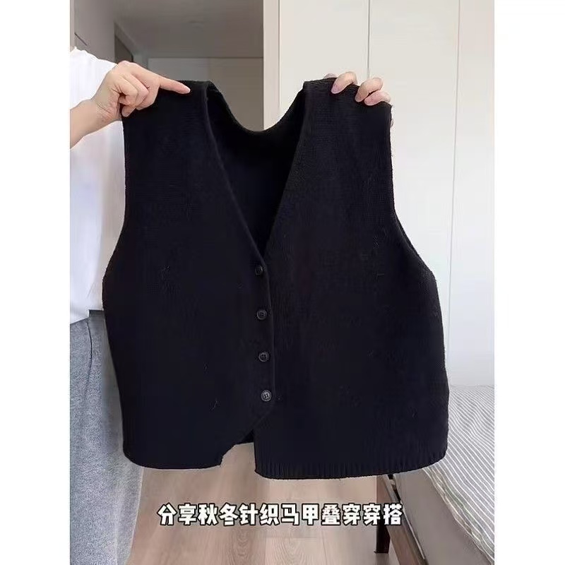 大码 新款2025设计毛衣坎肩针织马甲女外穿设计感背心开衫秋冬款