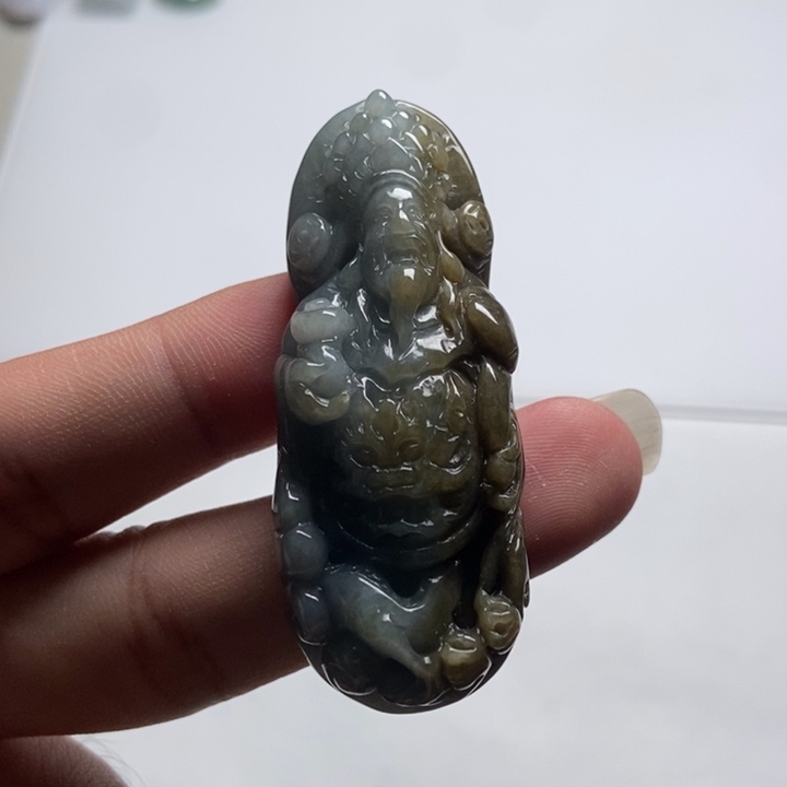 翡翠未镶嵌颈饰财爷8