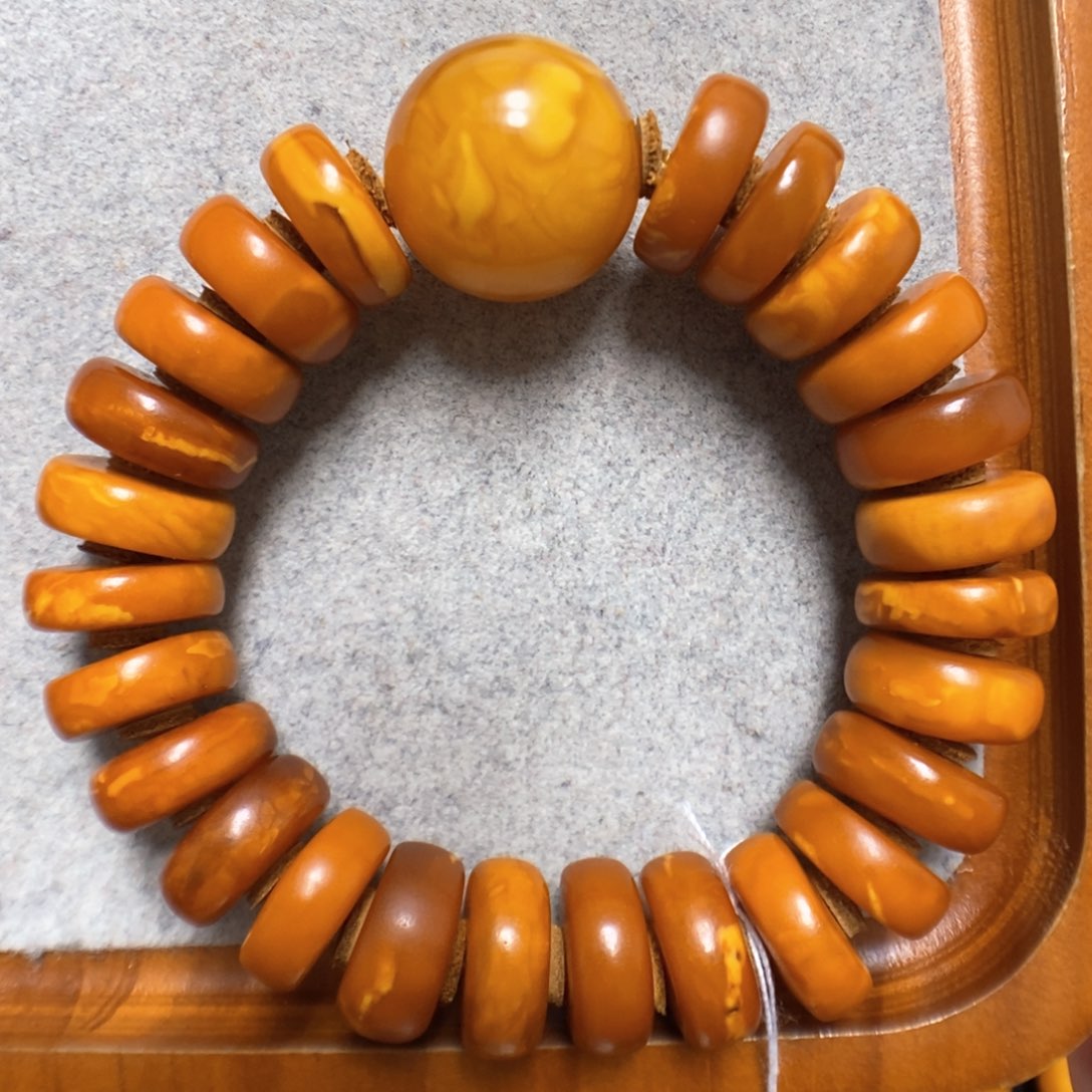 蜜蜡手串未镶嵌偷****羊蜜蜡手串