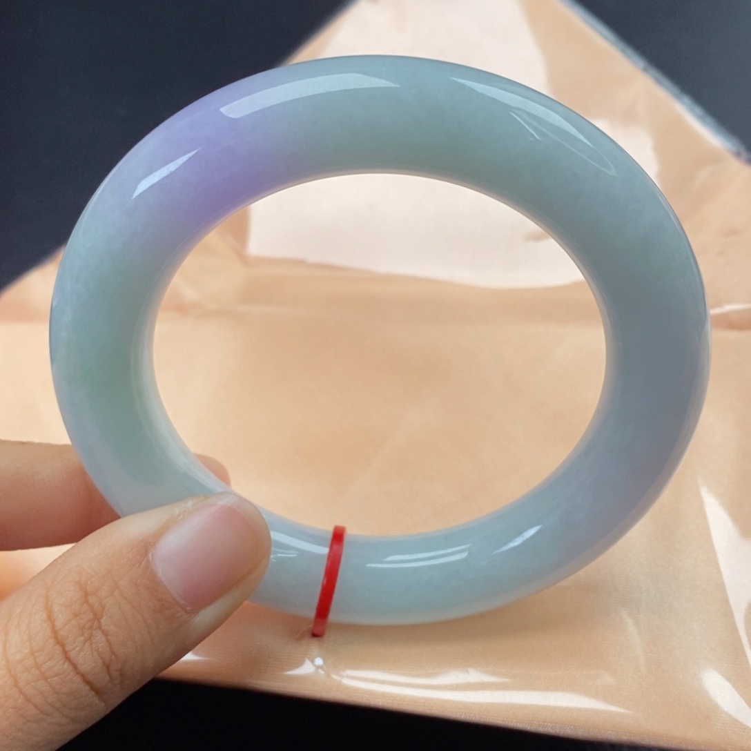 翡翠手镯（圆镯）未镶嵌