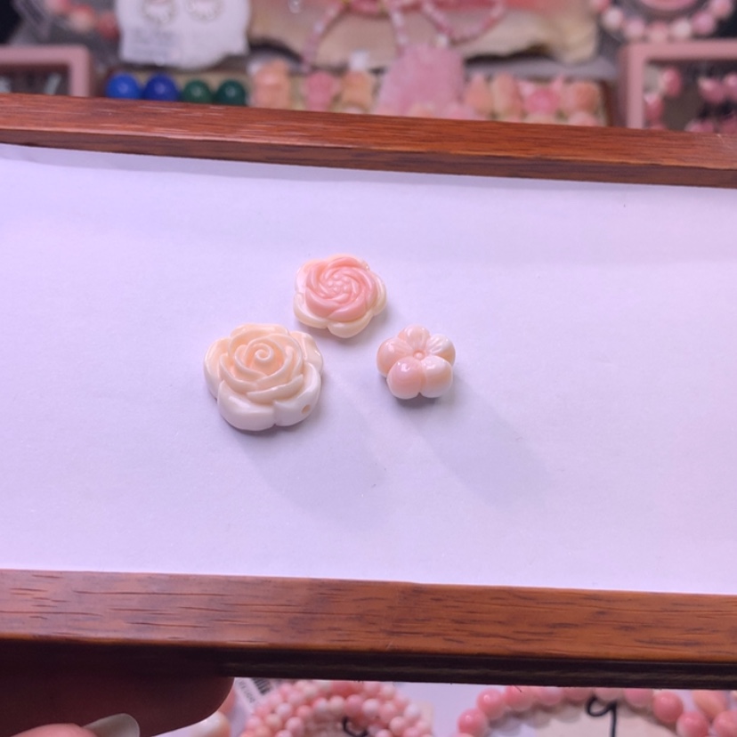 【闪购商品】查罗石颈饰合金福利编号135