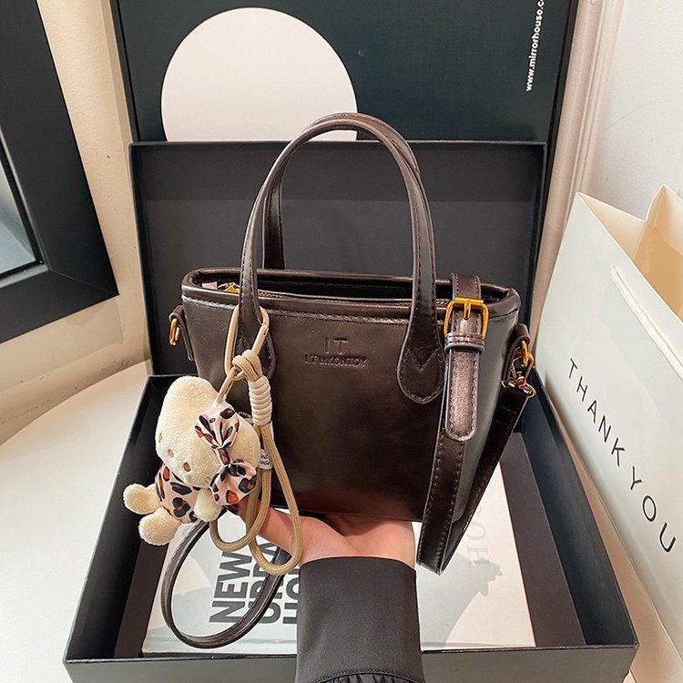 【20*14*9】送挂件新款小水桶包大方单肩斜挎包1165