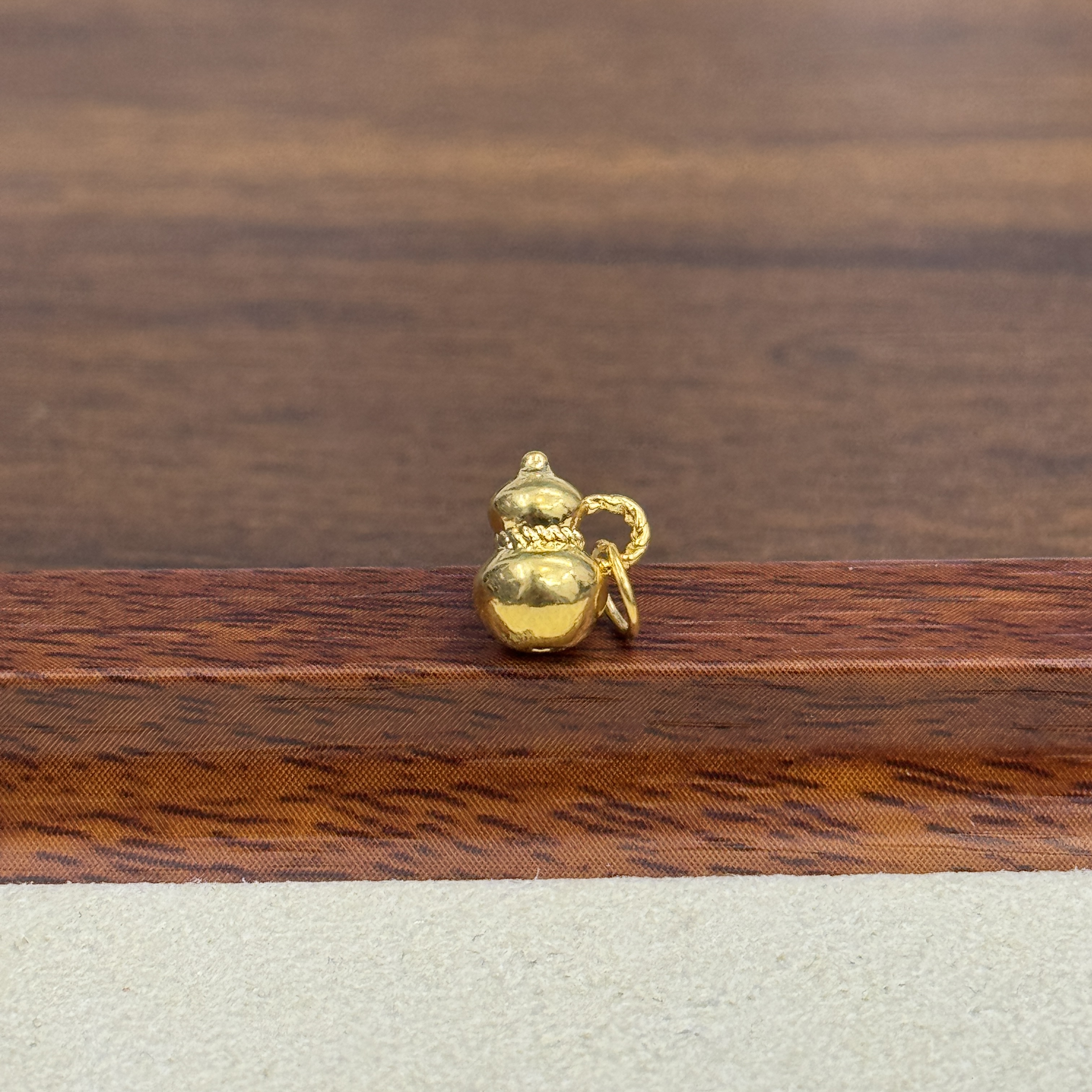 余金金臻选阁黄金足金999光面小葫芦提溜DP1893-0190