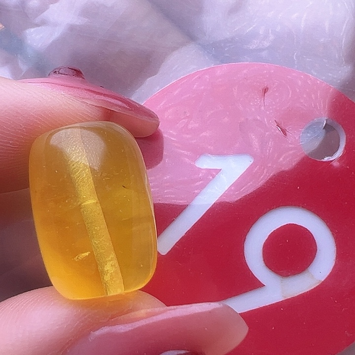 蜜蜡裸石未镶嵌微瑕 11/15mm 桶珠