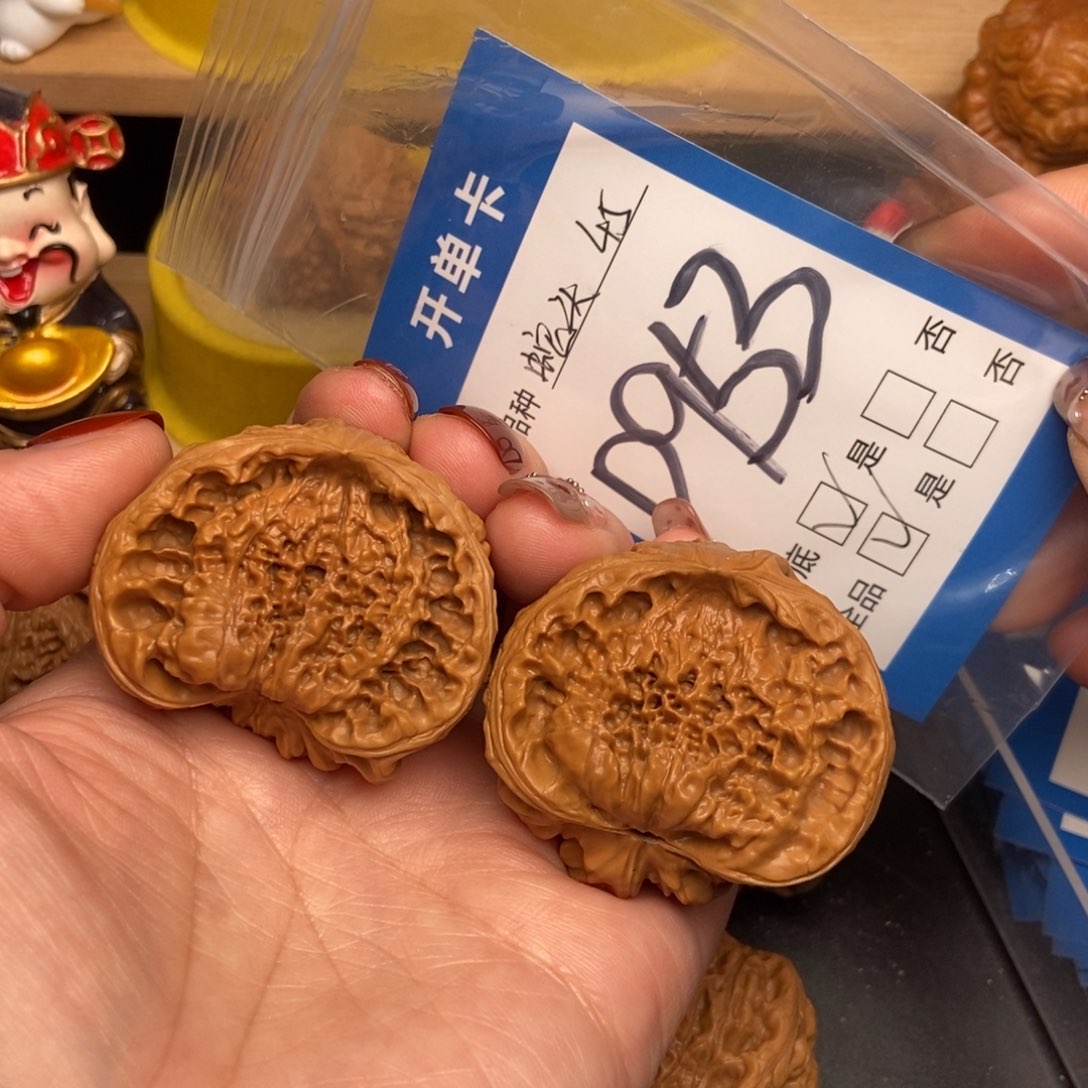 桃核吊坠核桃蛇头全品毕业精对