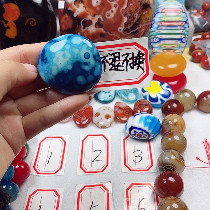 飝***玛瑙/玉髓未镶嵌珠宝奇石