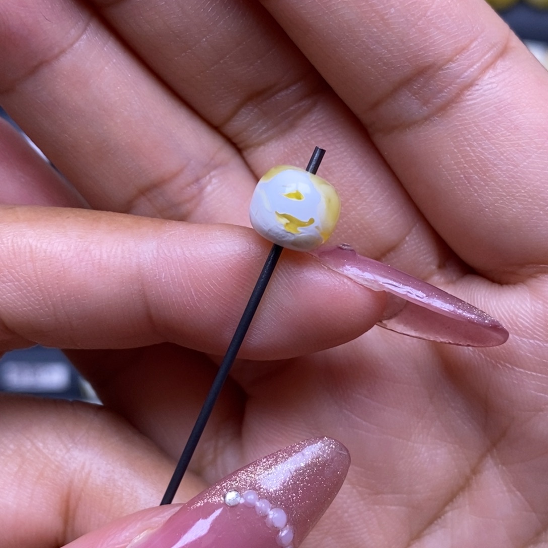 蜜蜡未镶嵌珠宝奇石金漆白石膏花蜡老型8.8*7.8mm