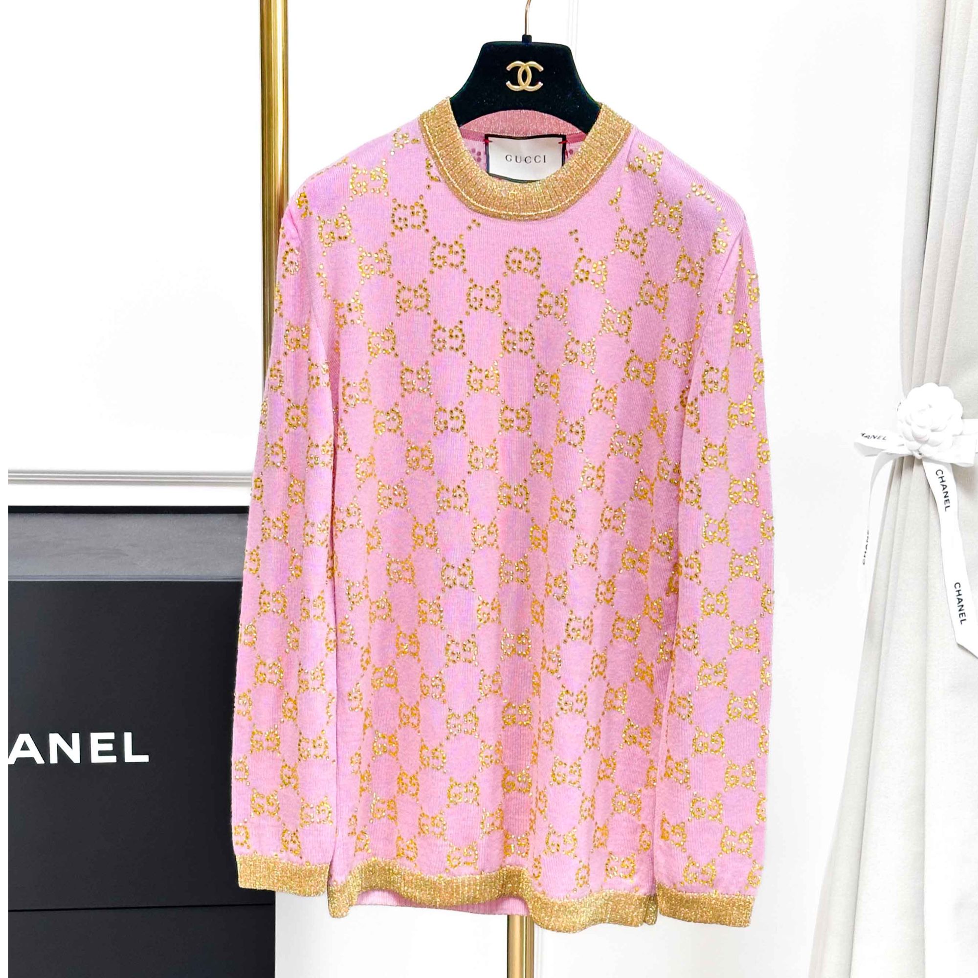 99新 GUCCI/古驰  S码粉色拼金色满钻logo圆领长袖针织上衣