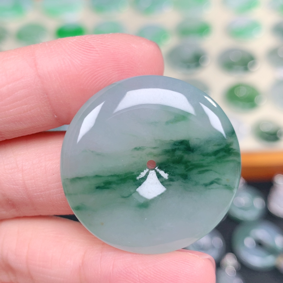 翡翠未镶嵌吊坠(不含链)31-5.5