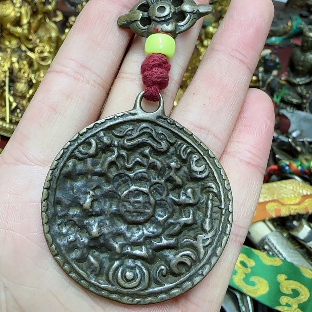 【闪购商品】L****r杂项旧货一物一图