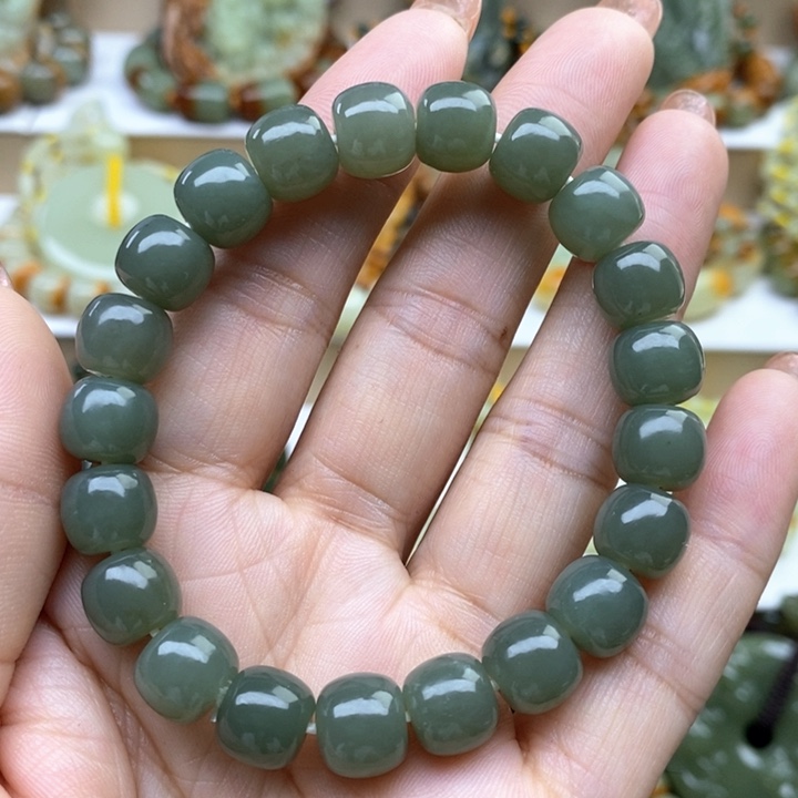 手串未镶嵌透闪石质玉