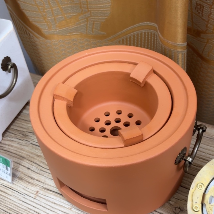 小***轩圆柱形大炉子鸡蛋黄材质