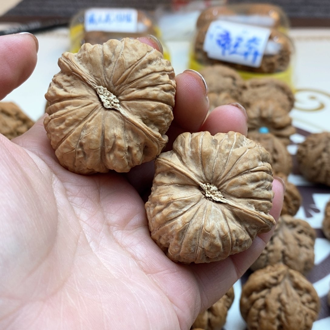 文玩核桃吊坠南瓜43尺全品