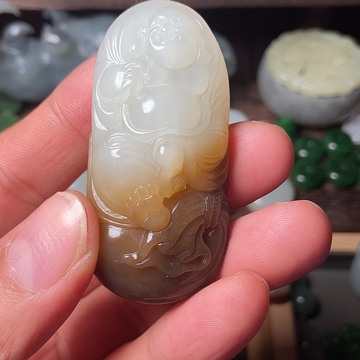 和田玉（糖玉）未镶嵌挂件