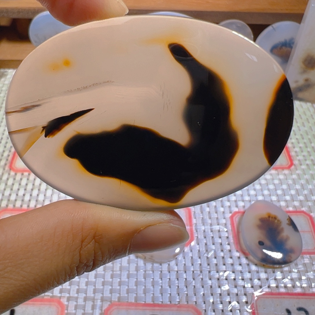 玛瑙/玉髓未镶嵌颈饰